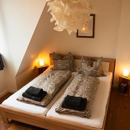 Woelkchen - Wohnung Mit Balkon, Holzdielen & Tv Бремерхавен Екстериор снимка