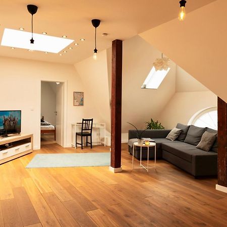 Woelkchen - Wohnung Mit Balkon, Holzdielen & Tv Бремерхавен Екстериор снимка