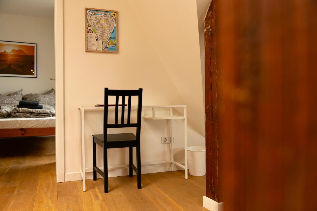 Woelkchen - Wohnung Mit Balkon, Holzdielen & Tv Бремерхавен Екстериор снимка